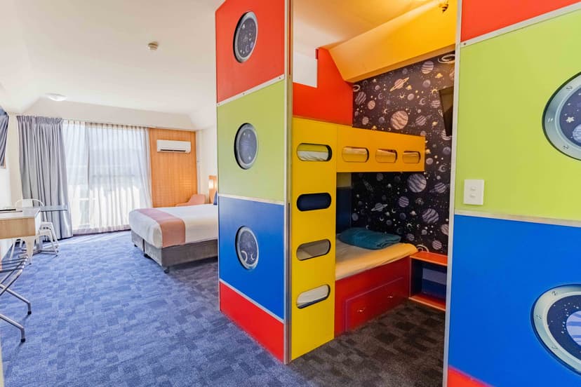 Standard King Bunkhouse